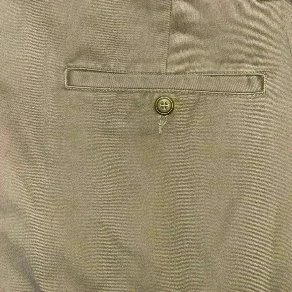 Cutter & Buck Kahaki Shorts NWT - Picture 3 of 4